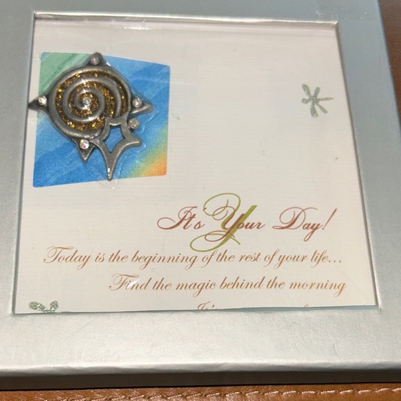 Vintage NIB 2007 Patricia Darking Dash Silver and Gold Spiral Brooch - Picture 1 of 3
